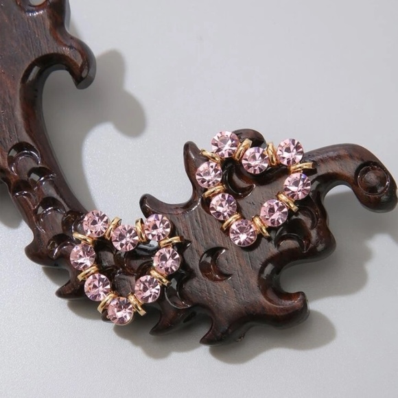 Rhinestone Heart Stud Earrings - Picture 5 of 6